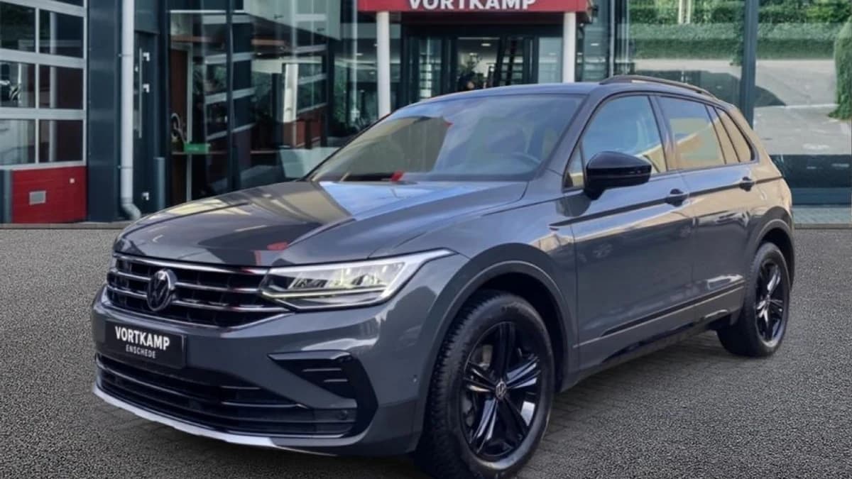 Volkswagen Tiguan — foto 1