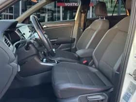Volkswagen T-Roc thumbnail 12