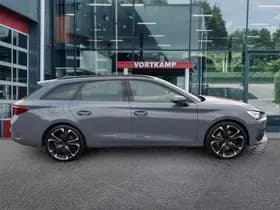 CUPRA Leon Sportstourer thumbnail 4
