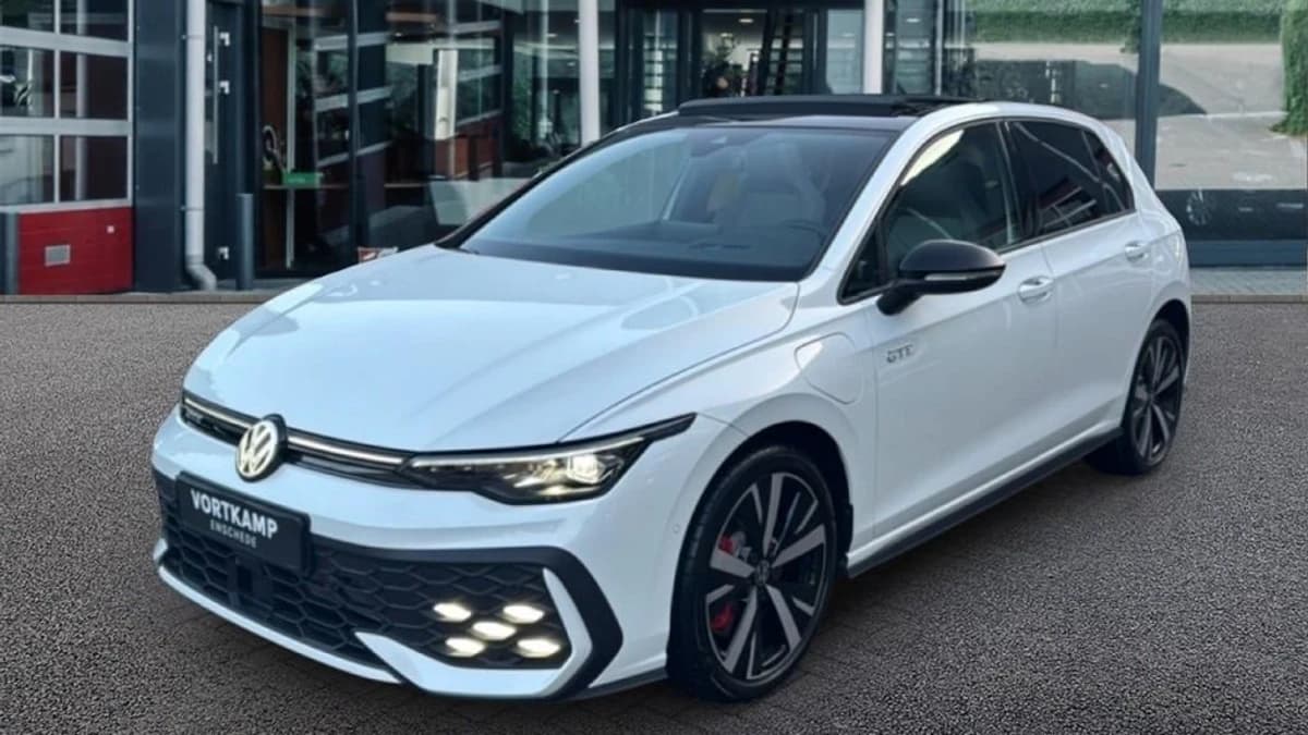 Volkswagen Golf — foto 1