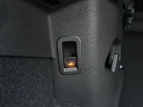 Volkswagen Golf thumbnail 12