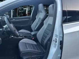 Volkswagen Golf thumbnail 13