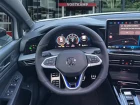 Volkswagen Golf thumbnail 17