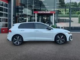 Volkswagen Golf thumbnail 4