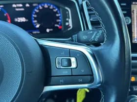 Volkswagen T-Roc thumbnail 17