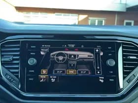 Volkswagen T-Roc thumbnail 26
