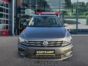 Volkswagen Tiguan thumbnail 2