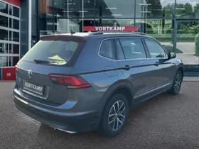 Volkswagen Tiguan thumbnail 5