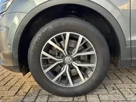 Volkswagen Tiguan thumbnail 9