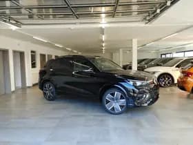 Volkswagen Tiguan thumbnail 2