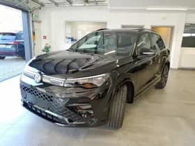 Volkswagen Tiguan thumbnail 4