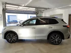 Volkswagen Tiguan thumbnail 5