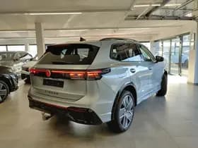 Volkswagen Tiguan thumbnail 6