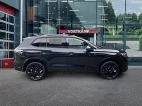 Volkswagen Tiguan thumbnail 5