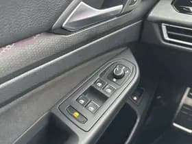Volkswagen Golf thumbnail 26