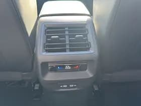 Volkswagen Tiguan thumbnail 17