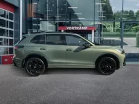 Volkswagen Tiguan thumbnail 4