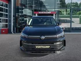 Volkswagen Tiguan thumbnail 2