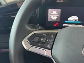 Volkswagen Tiguan thumbnail 16