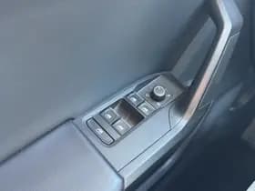 SEAT Leon thumbnail 23