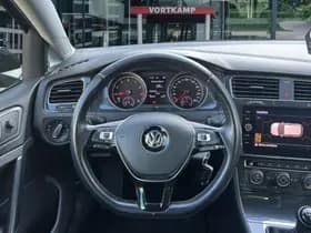 Volkswagen Golf thumbnail 13