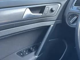Volkswagen Golf thumbnail 19