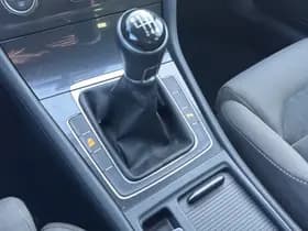 Volkswagen Golf thumbnail 20