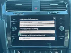 Volkswagen Golf thumbnail 24