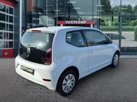 Volkswagen Up thumbnail 5