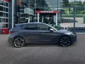 CUPRA Leon thumbnail 4