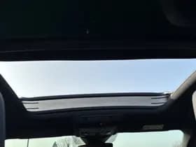 Volkswagen T-Roc thumbnail 14