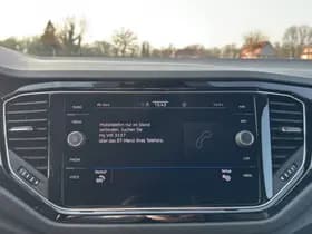 Volkswagen T-Roc thumbnail 26