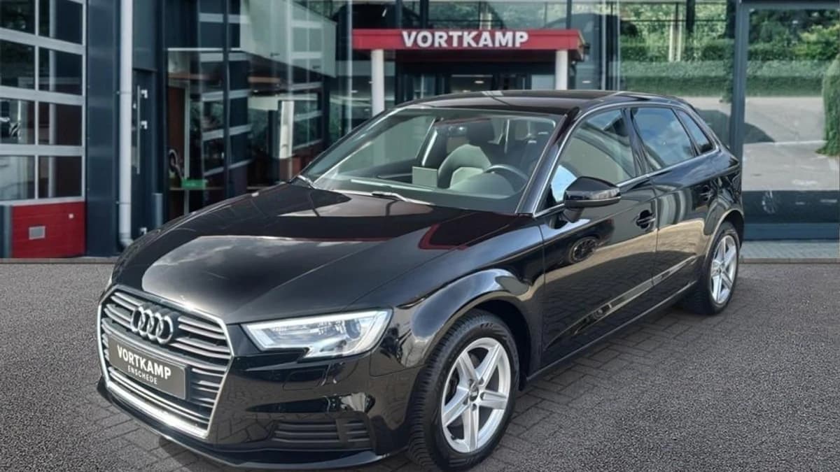 Audi A3 — foto 1