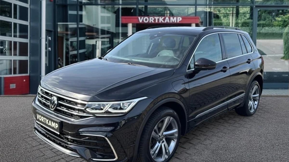 Volkswagen Tiguan — foto 1