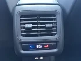 Volkswagen T-Roc thumbnail 18