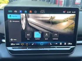 Volkswagen T-Roc thumbnail 30