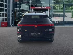 Volkswagen T-Roc thumbnail 6