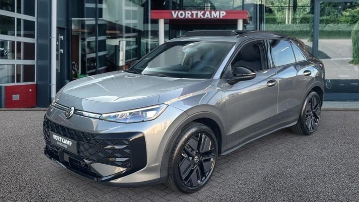 Volkswagen T-Roc — foto 1