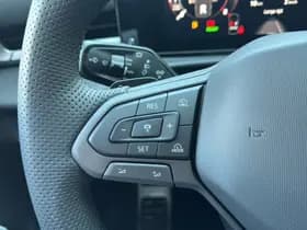 Volkswagen T-Roc thumbnail 21