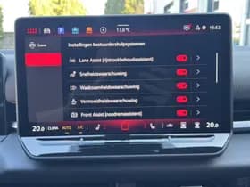 Volkswagen T-Roc thumbnail 26