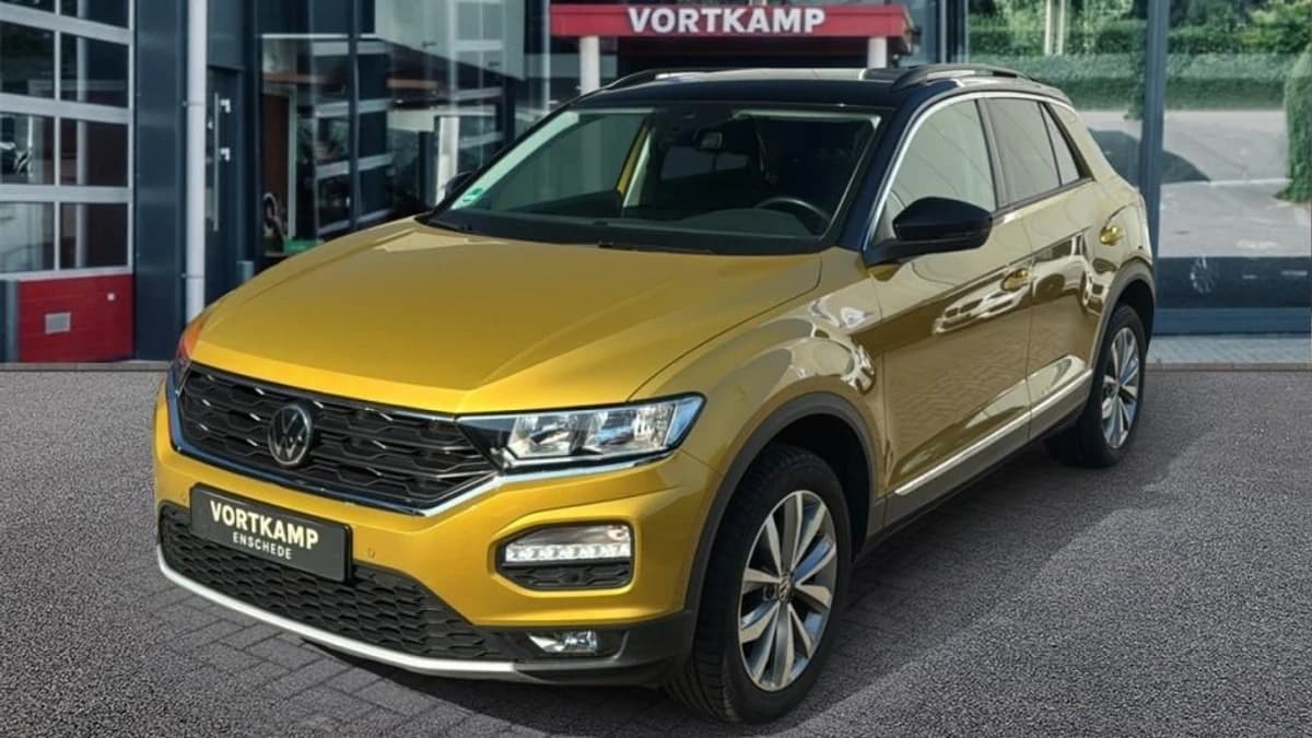 Volkswagen T-Roc — foto 1