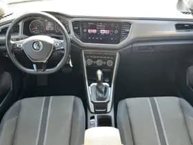 Volkswagen T-Roc thumbnail 16