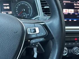 Volkswagen T-Roc thumbnail 19