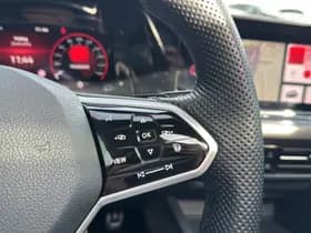 Volkswagen Golf thumbnail 18