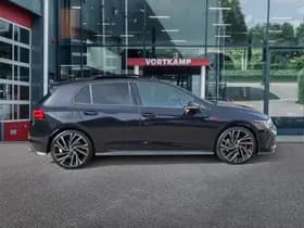 Volkswagen Golf thumbnail 4