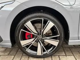 Volkswagen Golf thumbnail 9