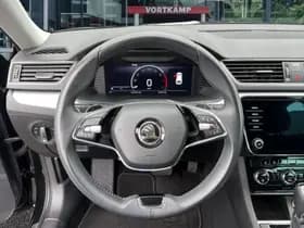 Škoda Superb thumbnail 14
