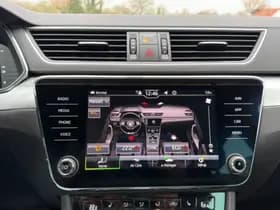 Škoda Superb thumbnail 23