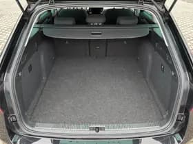 Škoda Superb thumbnail 10