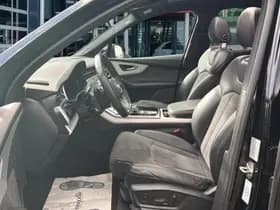 Audi Q7 thumbnail 12